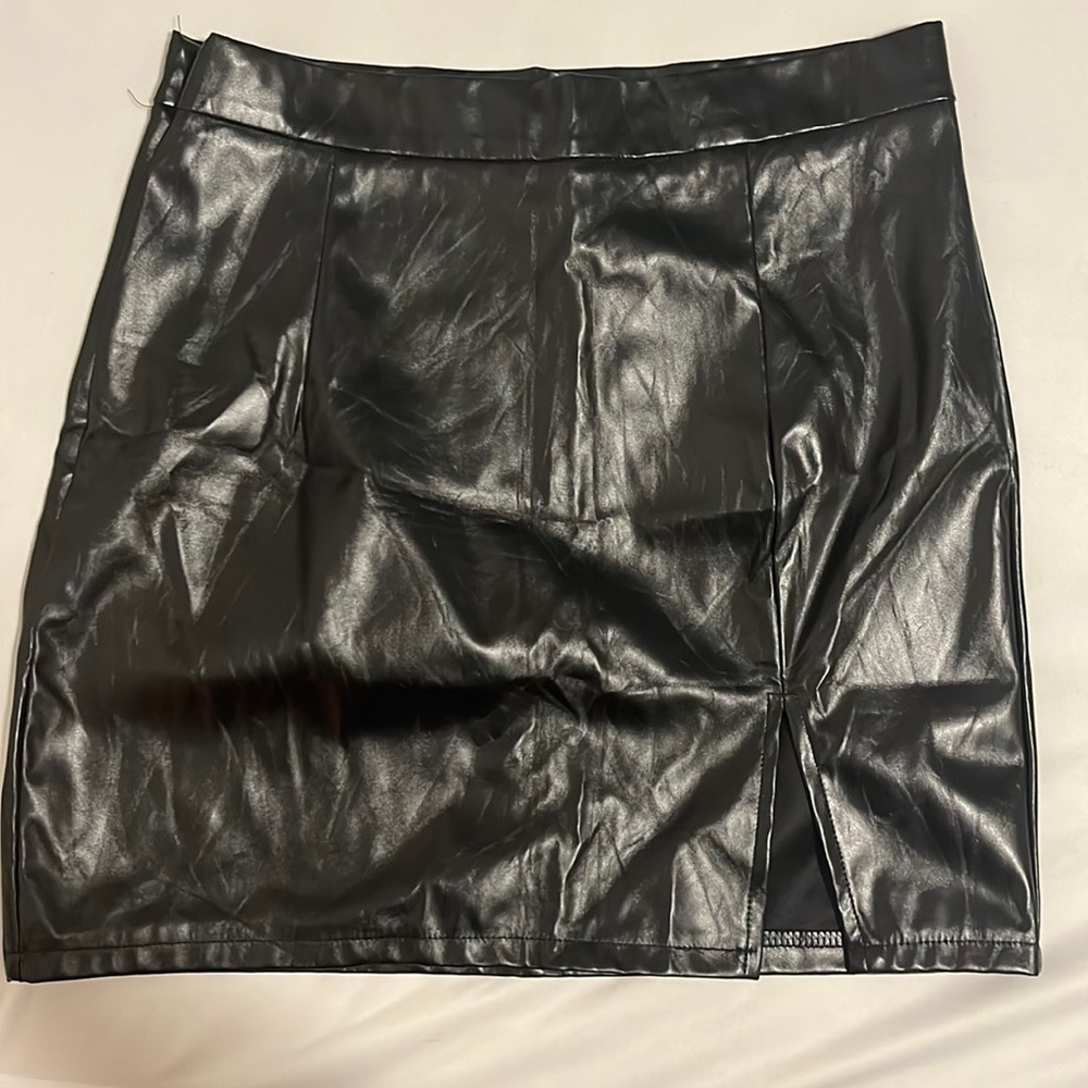 Black mini skirt